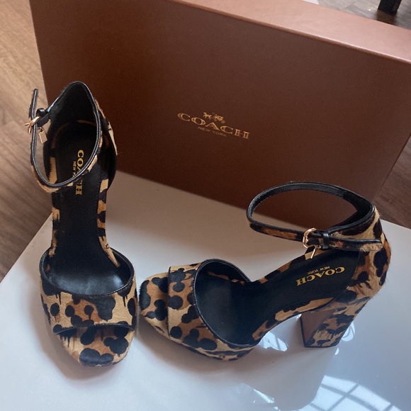 Coach leopard open toe platform size 5 - Picture 3 of 6